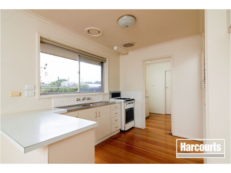 4 Bruce Street, Seaford VIC 3198