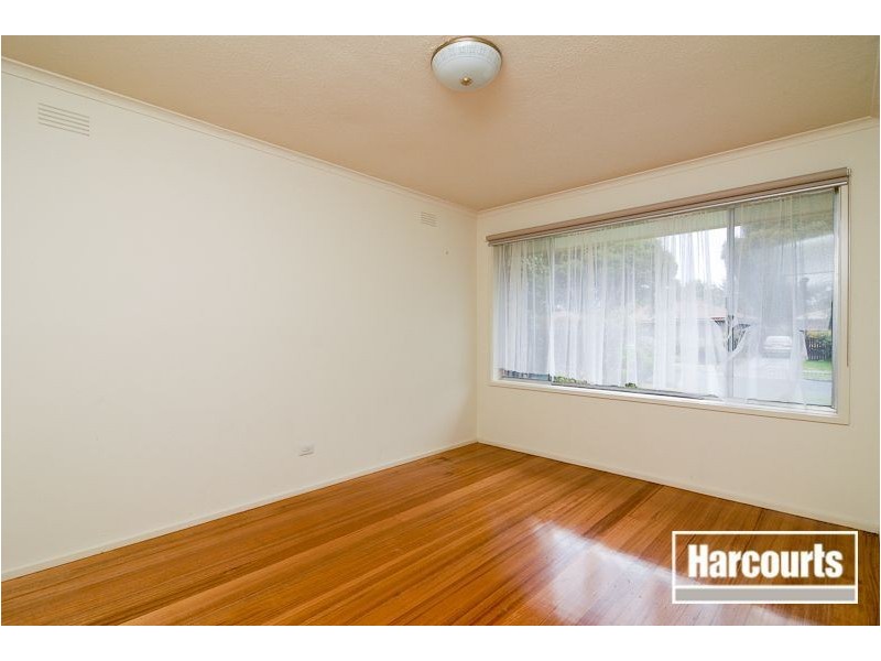 4 Bruce Street, Seaford VIC 3198