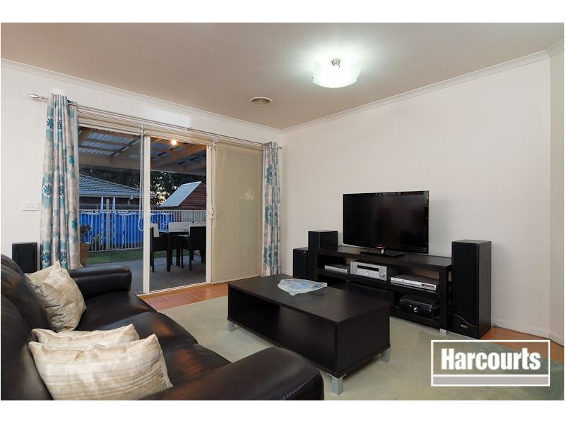 3 Whiting Court, Skye VIC 3977