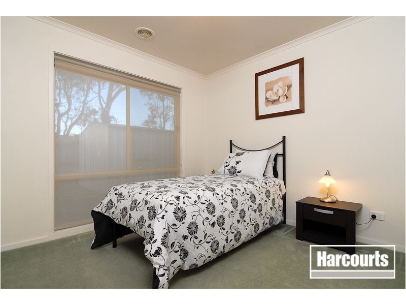 3 Whiting Court, Skye VIC 3977