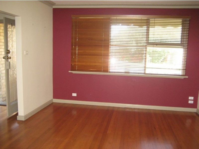 107 Kirkwood Ave, Seaford VIC 3198