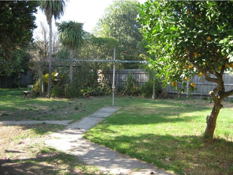 107 Kirkwood Ave, Seaford VIC 3198