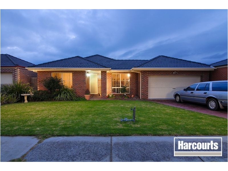 6 Hillview Drive, Carrum Downs VIC 3201