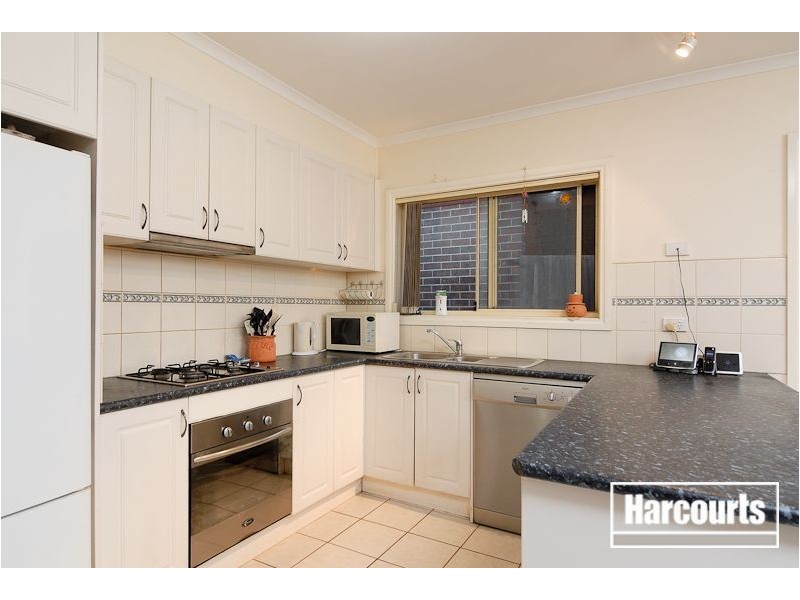 6 Hillview Drive, Carrum Downs VIC 3201