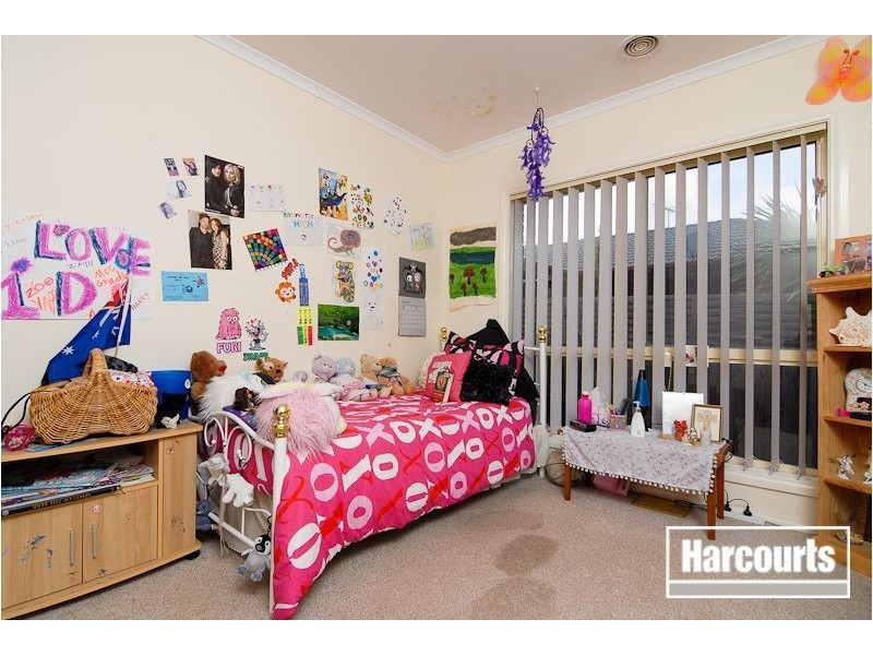 6 Hillview Drive, Carrum Downs VIC 3201