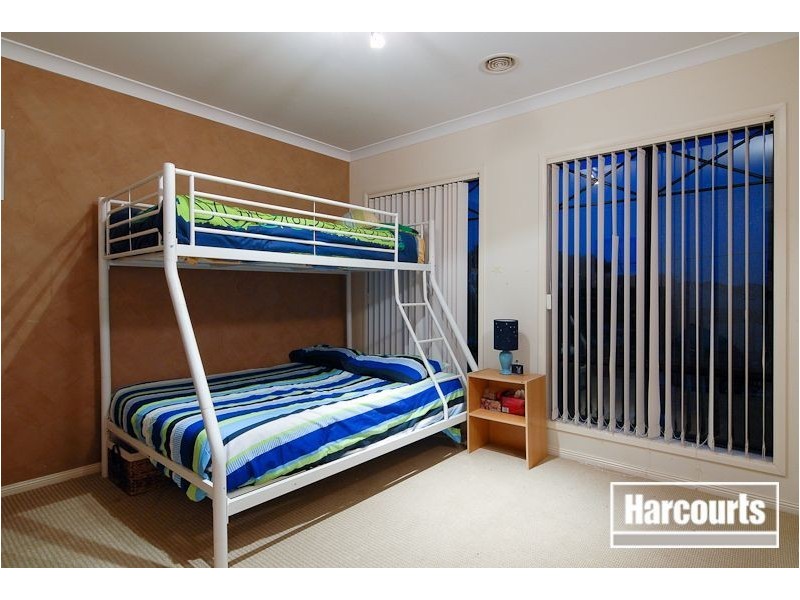 136 Gamble Road, Skye VIC 3977