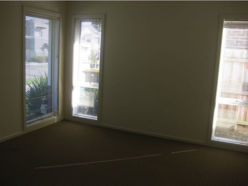 20 Lats Avenue, Carrum Downs VIC 3201