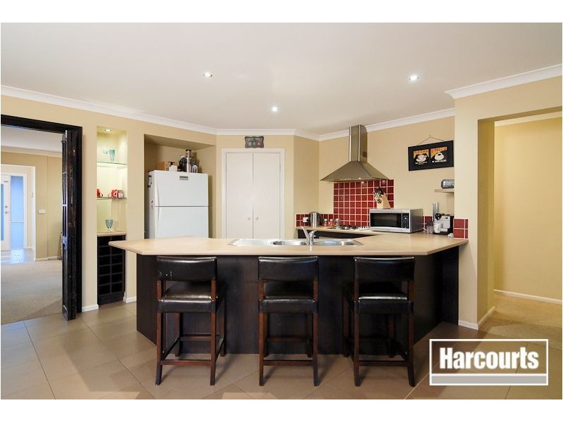 20 Golden Way, Skye VIC 3977