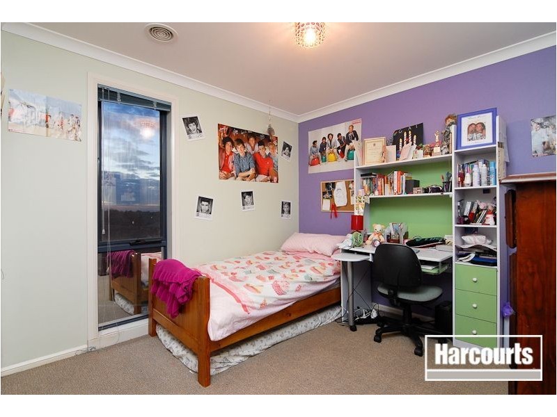 20 Golden Way, Skye VIC 3977