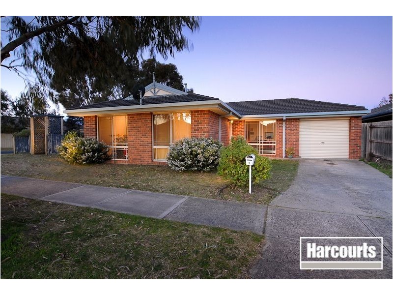 2 Glynlea Crescent, Skye VIC 3977