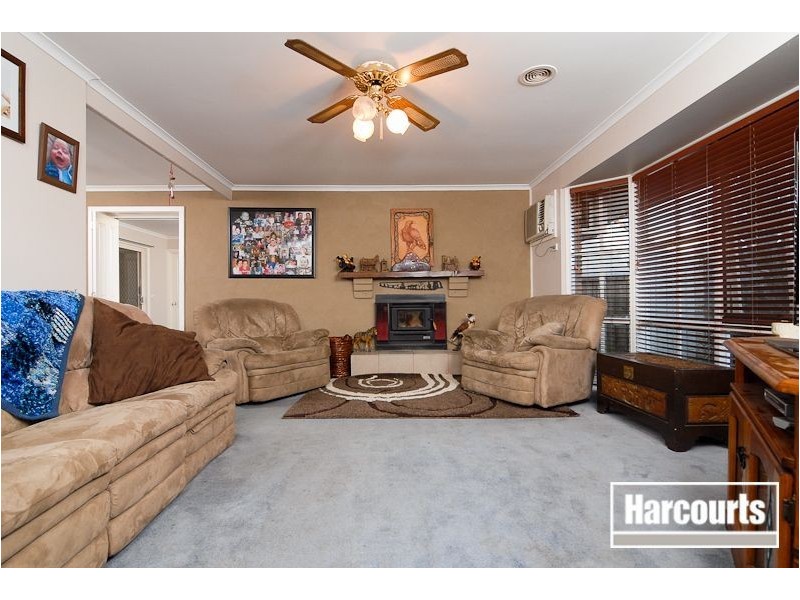 3 Petrel Court, Carrum Downs VIC 3201