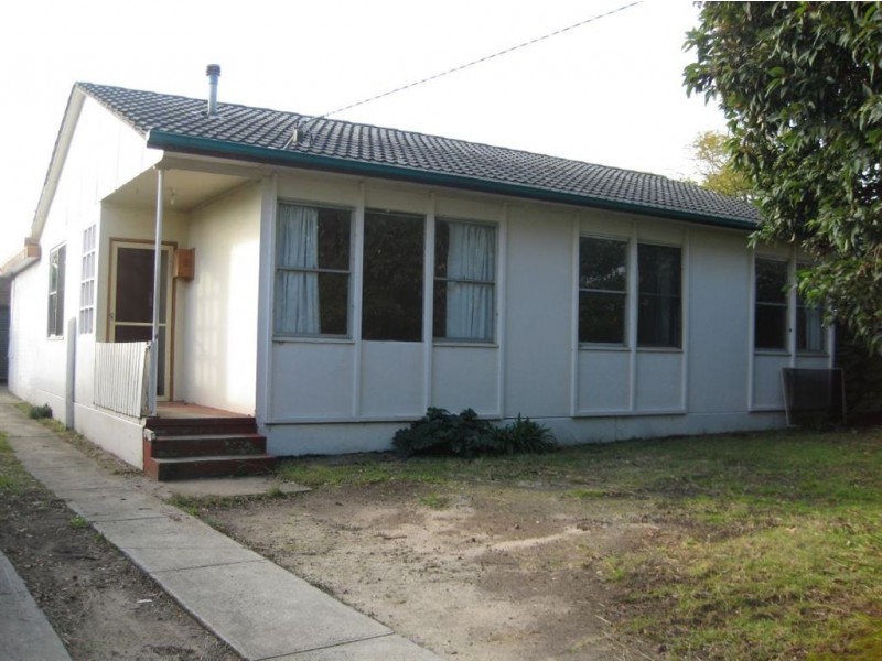 3 Huon Court, Frankston North VIC 3200