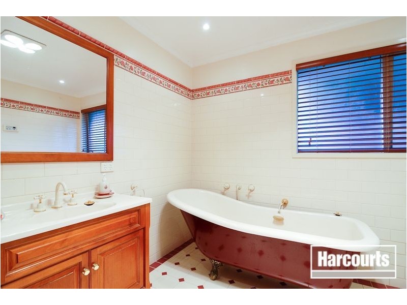 53 Sunbird Crescent, Carrum Downs VIC 3201