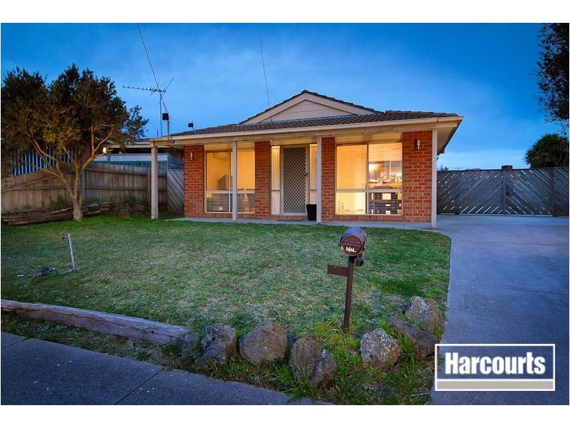 38 Tattler Street, Carrum Downs VIC 3201