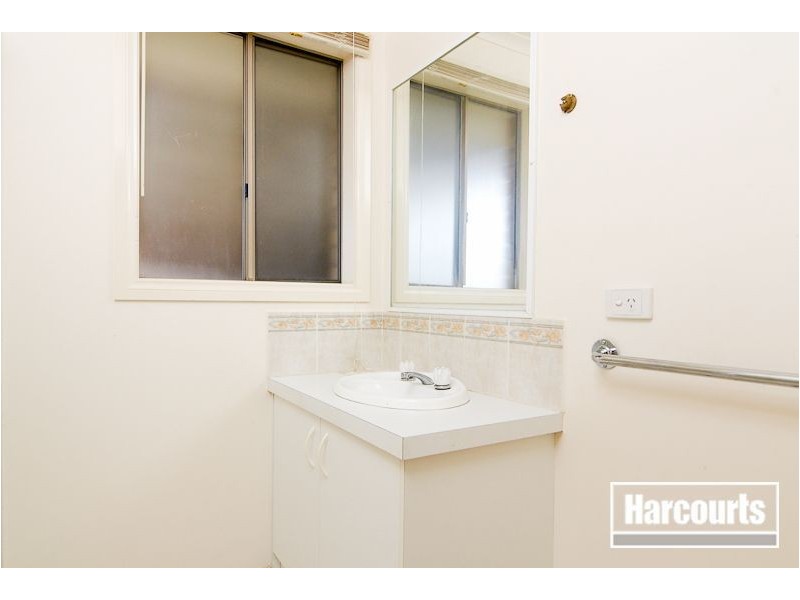 8 Nicholas Court, Carrum Downs VIC 3201