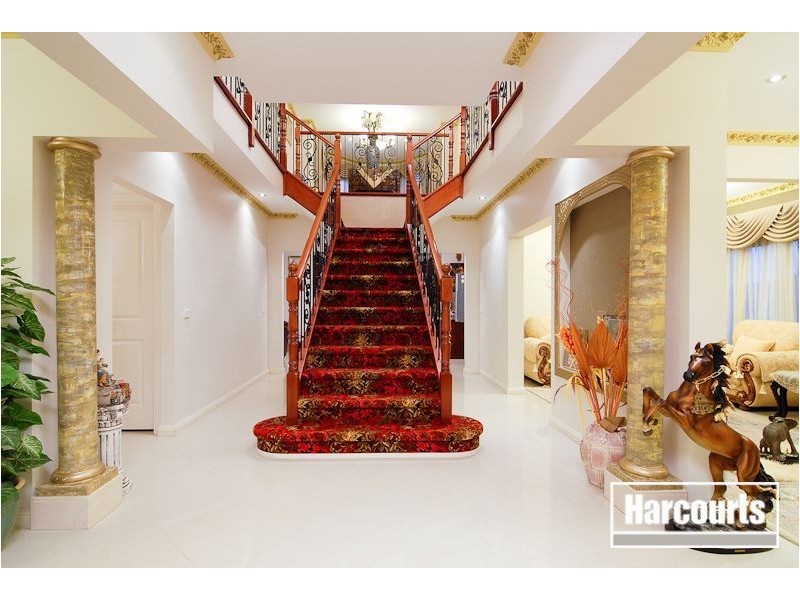 17 Diamond Parade, Skye VIC 3977