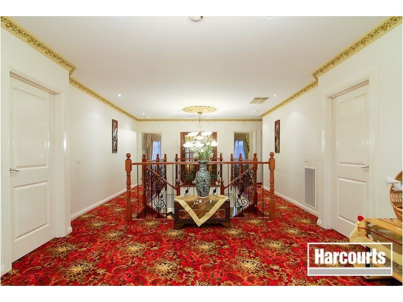 17 Diamond Parade, Skye VIC 3977