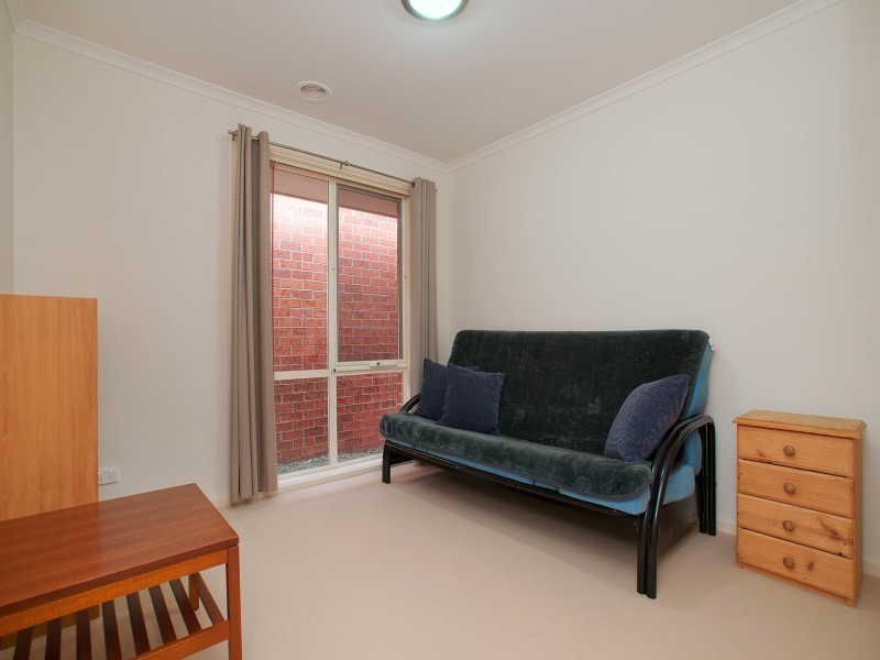 17/10 Hall Road, Carrum Downs VIC 3201