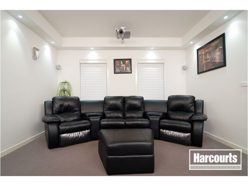 80 Sandhurst Boulevard, Sandhurst VIC 3977