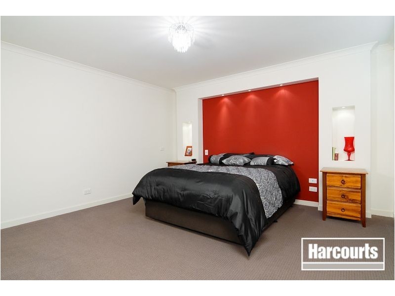 80 Sandhurst Boulevard, Sandhurst VIC 3977