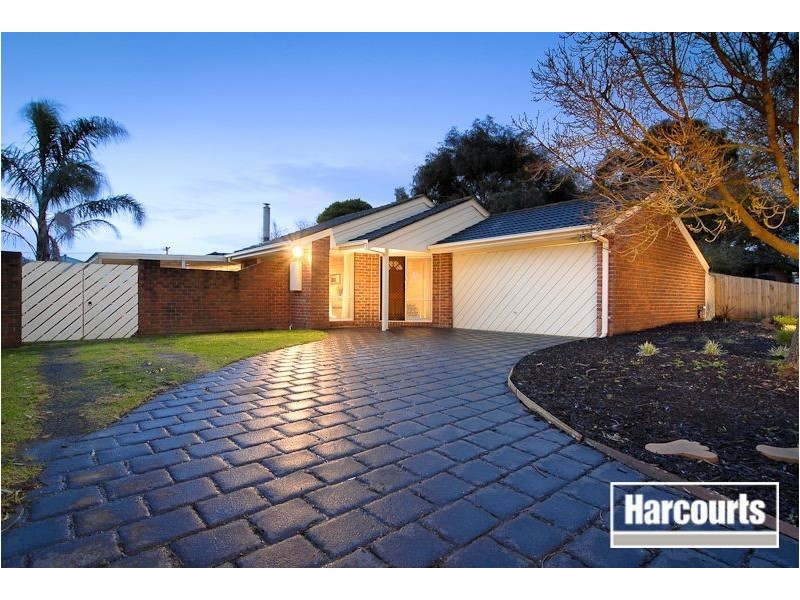 9 Munday Court, Skye VIC 3977