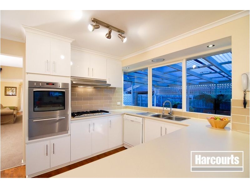 9 Munday Court, Skye VIC 3977