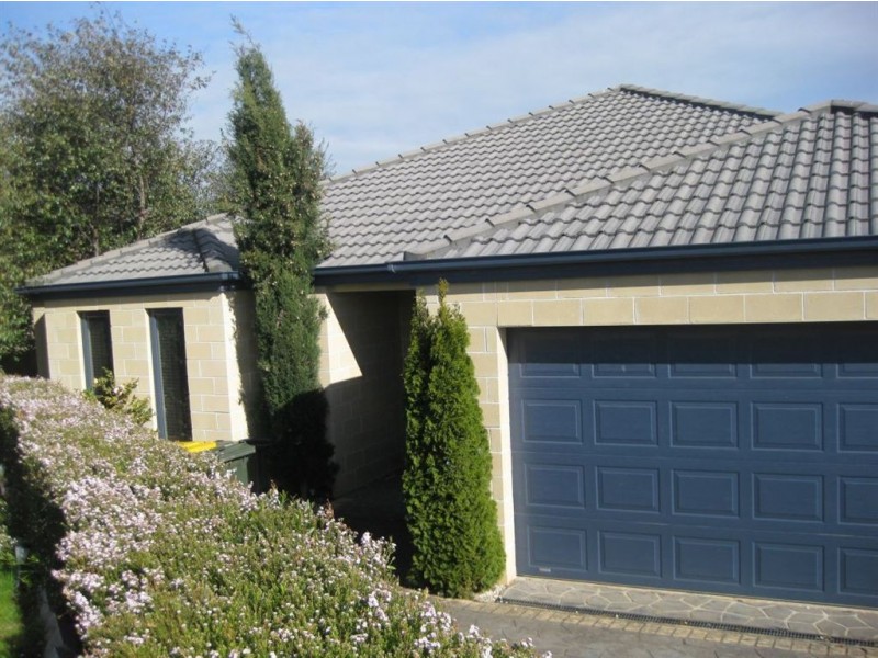 4 Joan Court, Skye VIC 3977