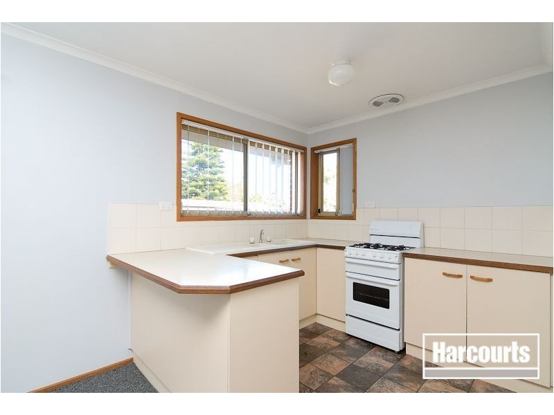 2/37 Broderick Rd, Carrum Downs VIC 3201