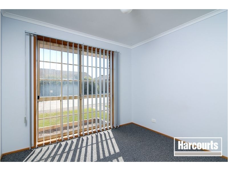 2/37 Broderick Rd, Carrum Downs VIC 3201