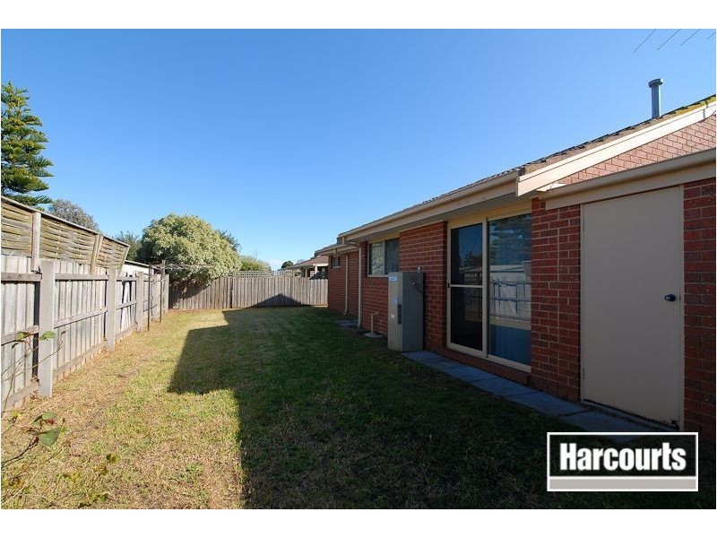 2/37 Broderick Rd, Carrum Downs VIC 3201