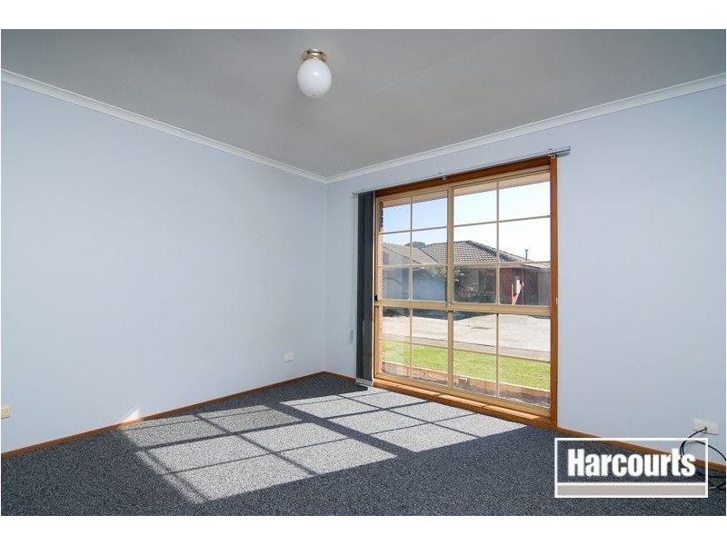 2/37 Broderick Rd, Carrum Downs VIC 3201