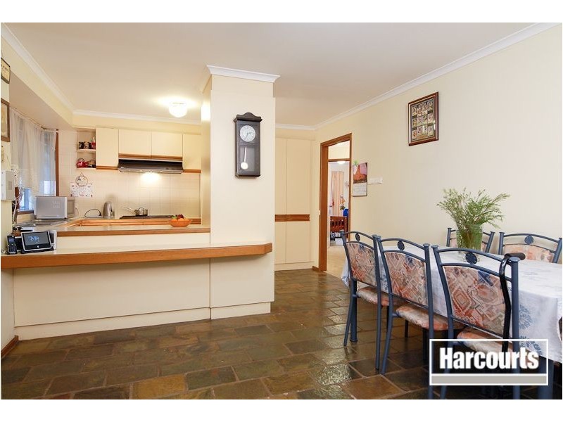 12 Pardalote Avenue, Carrum Downs VIC 3201