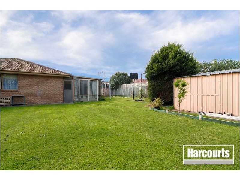 12 Pardalote Avenue, Carrum Downs VIC 3201