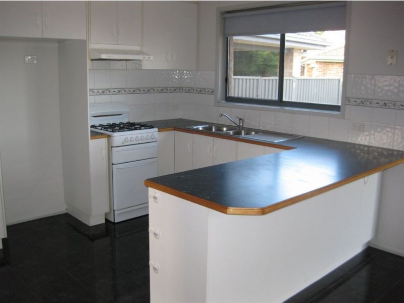 7 Parhnam Court, Carrum Downs VIC 3201