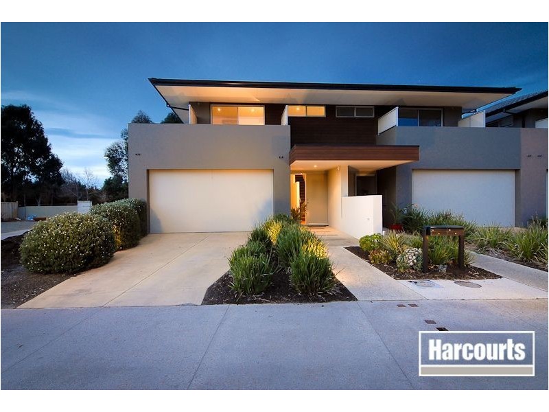 33/2 Barton Drive, Sandhurst VIC 3977