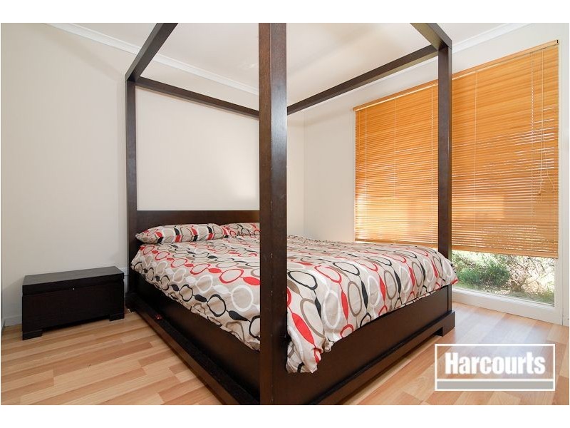 10 Rocklea Crescent, Skye VIC 3977