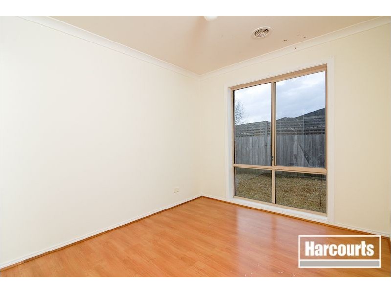 13 Minka Place, Skye VIC 3977