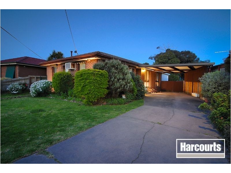 11 Richmond Avenue, Carrum Downs VIC 3201