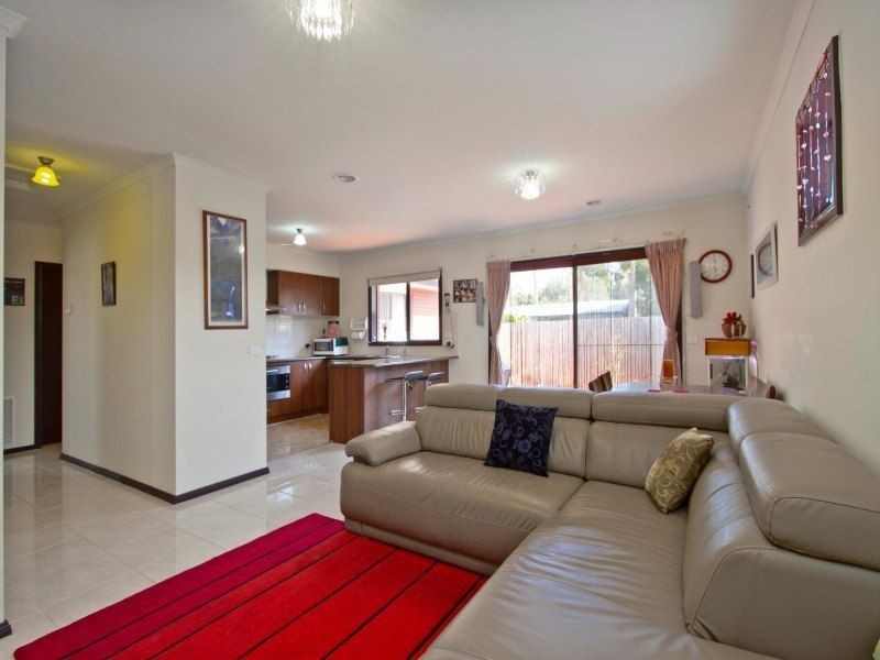 12a Broderick Road, Carrum Downs VIC 3201