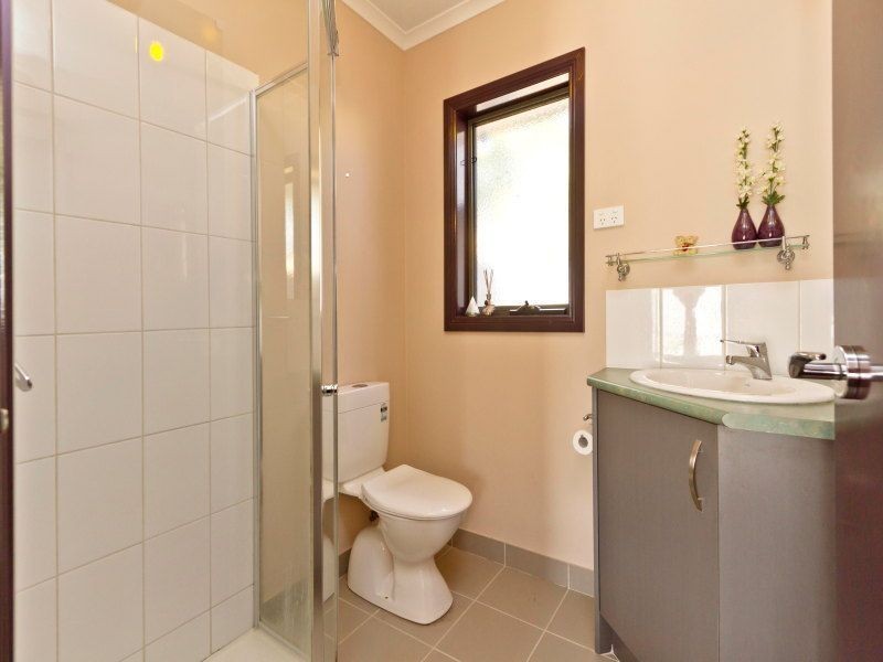 12a Broderick Road, Carrum Downs VIC 3201