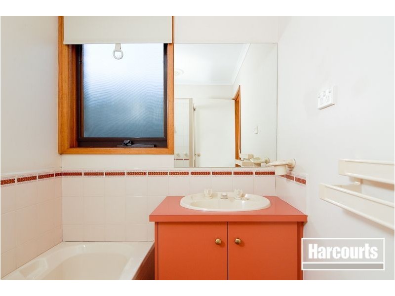 1 Amanda Drive, Carrum Downs VIC 3201