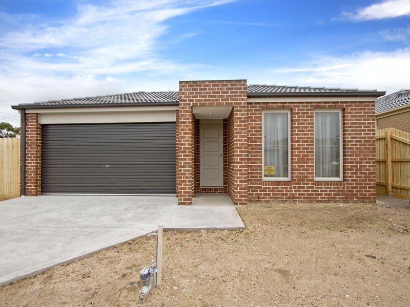 25 Myhaven Circuit, Carrum Downs VIC 3201
