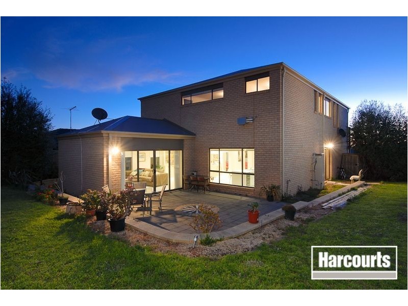 1 Golden Way, Skye VIC 3977