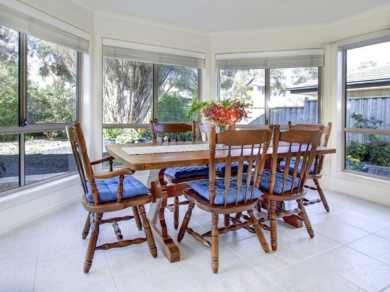 13 Tulloch Drive, Sandhurst VIC 3977