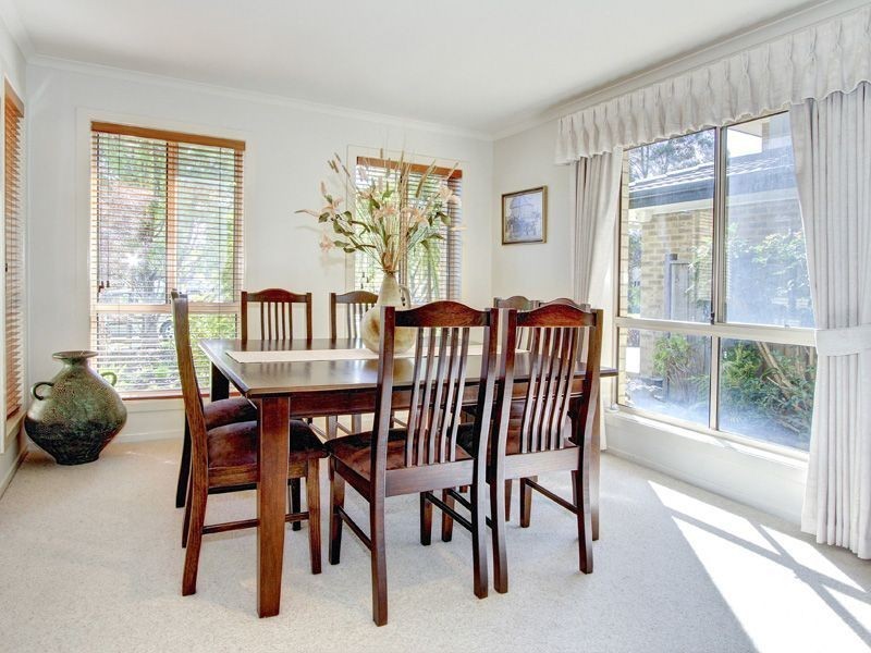 13 Tulloch Drive, Sandhurst VIC 3977