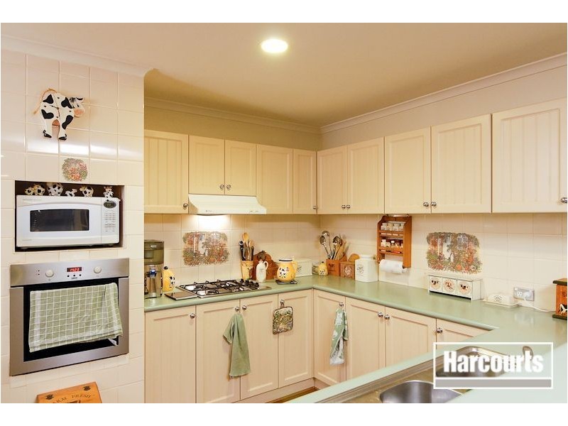 12 Streeton Court, Skye VIC 3977