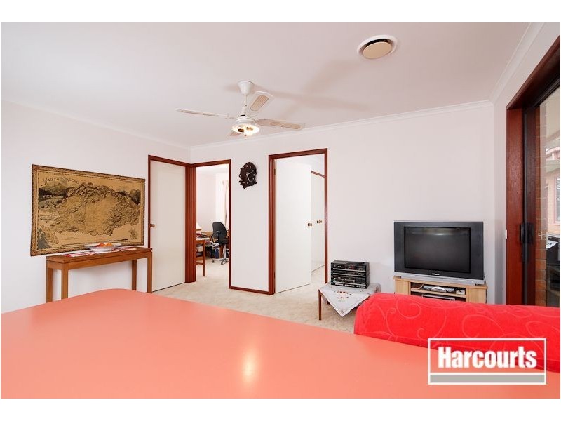 24 Athenium Court, Carrum Downs VIC 3201
