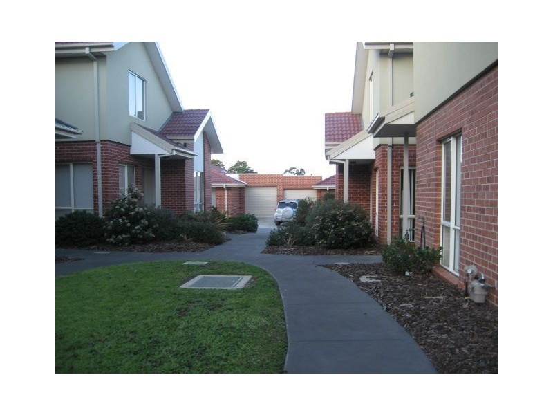 10/10 Hall Road, Carrum Downs VIC 3201