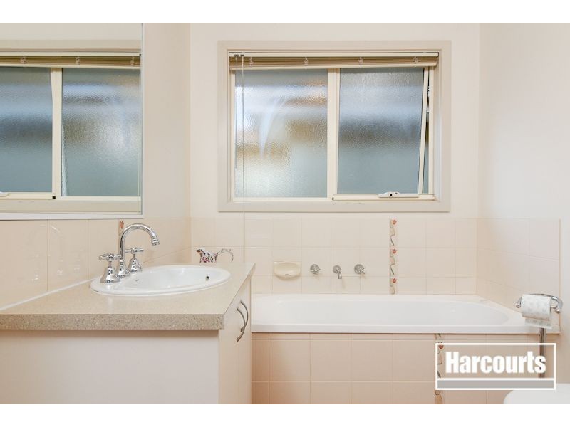 10/10 Hall Road, Carrum Downs VIC 3201