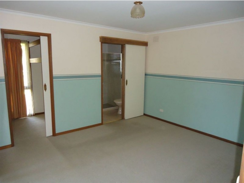 11 Corella Court, Carrum Downs VIC 3201